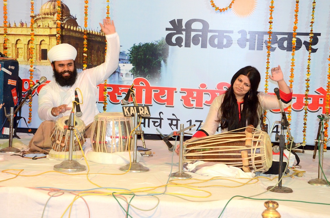 Performing duet Pakhawaj concert with Shri chitrangana agle reshwal at Durgiana mandir Amritsar Punjab in year 2014.