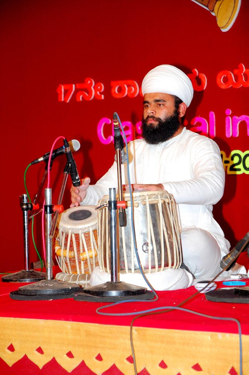 Pakhawaj representative gian singh Namdhari is playing jori in open National youth festival held at manglore Karnataka . representing Punjab State in this event. In 2012